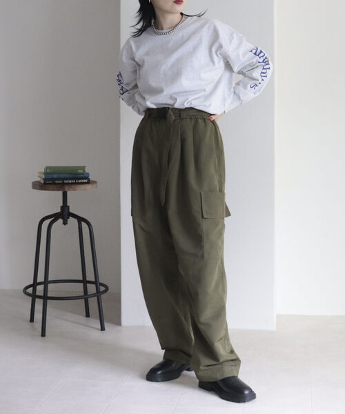 fredy emue（フレディエミュ）の「ナイロンベルト付きベイカーパンツ（カーゴパンツ・レディース・ブラック/カーキ/パープル・38）」の5枚目の写真