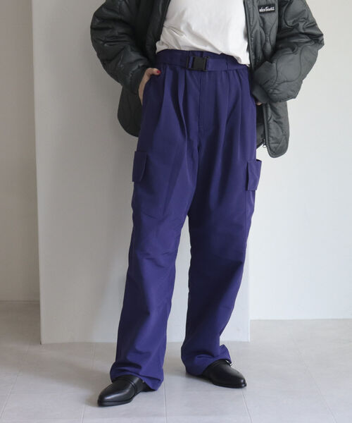 fredy emue（フレディエミュ）の「ナイロンベルト付きベイカーパンツ（カーゴパンツ・レディース・ブラック/カーキ/パープル・38）」の14枚目の写真