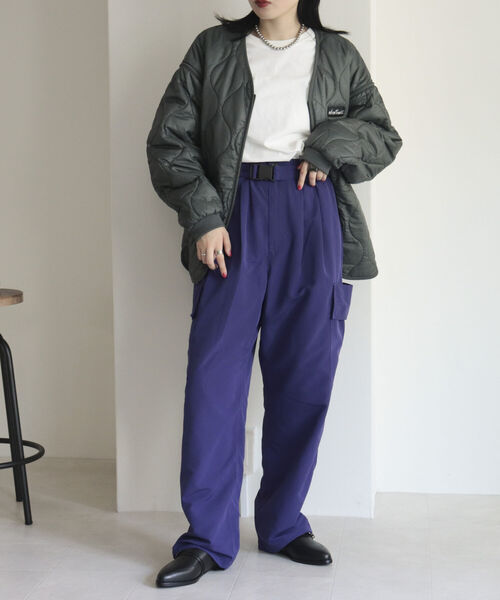 fredy emue（フレディエミュ）の「ナイロンベルト付きベイカーパンツ（カーゴパンツ・レディース・ブラック/カーキ/パープル・38）」の15枚目の写真