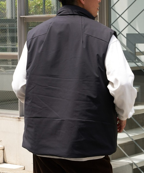 CIAOPANIC TYPY（チャオパニックティピー）の「テックウォームスタンドベスト（ダウンベスト・メンズ・ブラック・MEDIUM/LARGE）」の14枚目の写真