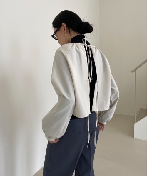Didot.showroom(ディドット ショールーム)の「バックリボンクロップブラウス(シャツ/ブラウス・レディース・ホワイト/クリーム/ブラック・FREE)」の8枚目の写真
