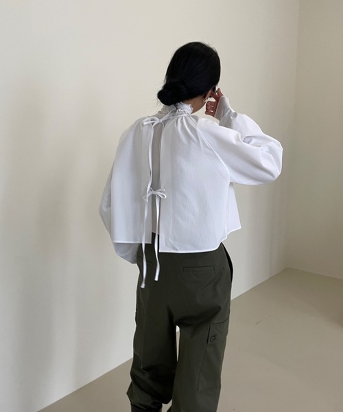 Didot.showroom(ディドット ショールーム)の「バックリボンクロップブラウス(シャツ/ブラウス・レディース・ホワイト/クリーム/ブラック・FREE)」の18枚目の写真
