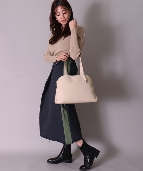 Legato Largo（レガートラルゴ）の「(LF)【Legato Largo】【かるいかばん】フェイクレザー A4 トートバッグ（トートバッグ・レディース・ブラック/アイボリー/ブルーグレー/グレイッシュベージュ・ONE SIZE）」の18枚目の写真