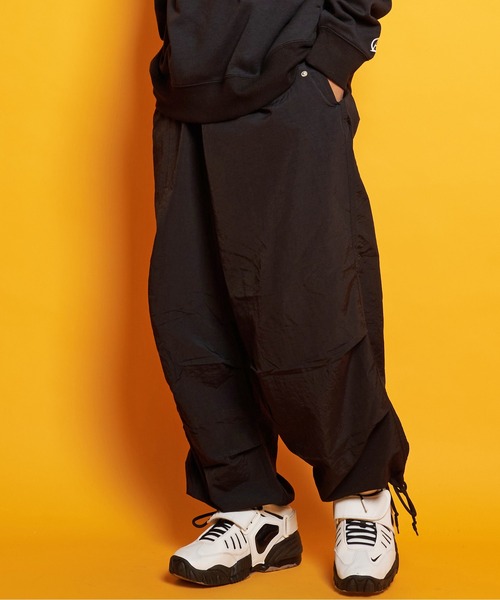 GALLIS ADDICTION（ガリスアディクション）の「GA SNOW PANTS/スノーパンツ（スウェットパンツ・メンズ・ホワイト/ブラック/ブルー/グリーン・M/L/XL）」の3枚目の写真