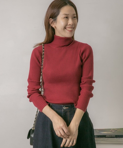 URBAN RESEARCH Sonny Label（アーバンリサーチサニーレーベル）の「『UR TECH』タートルネックリブニット（ニット/セーター・レディース・ブラック/レッド/ナチュラル/キャメル・FREE）」の4枚目の写真