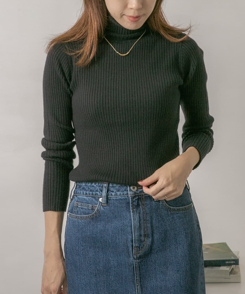 URBAN RESEARCH Sonny Label（アーバンリサーチサニーレーベル）の「『UR TECH』タートルネックリブニット（ニット/セーター・レディース・ブラック/レッド/ナチュラル/キャメル・FREE）」の19枚目の写真