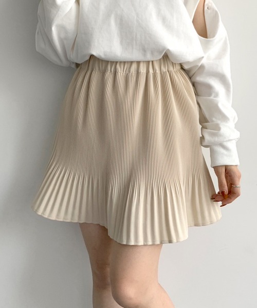 OLIVE des OLIVE（オリーブデオリーブ）の「消しプリーツミニスカート（スカート・レディース・アイボリー/ブラック・FREE）」の2枚目の写真