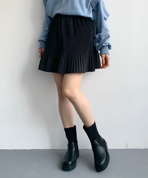 OLIVE des OLIVE（オリーブデオリーブ）の「消しプリーツミニスカート（スカート・レディース・アイボリー/ブラック・FREE）」の16枚目の写真