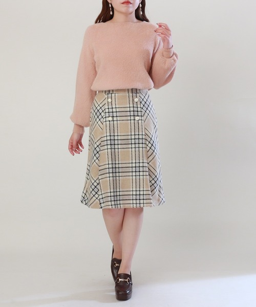 ASTORIA ODIER（アストリアオディール）の「フェザーヤーンボートネックプルオーバー（ニット/セーター・レディース・オレンジ/ライトグレー/ベージュ/ピンク/アイボリー・MEDIUM）」の22枚目の写真