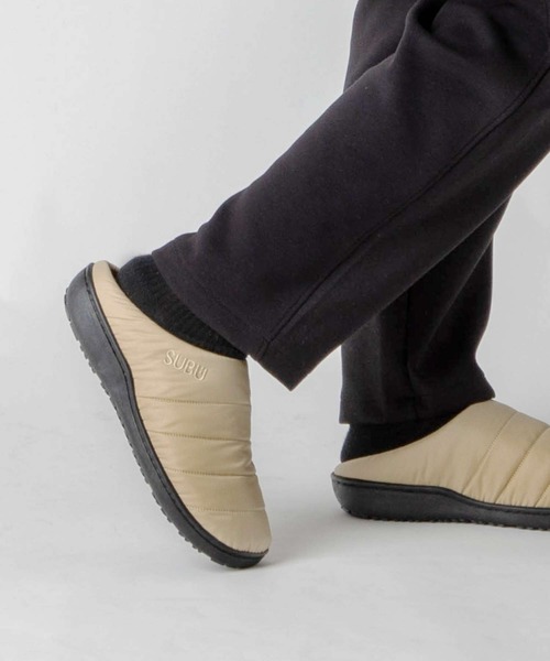 SUBU(スブ)の「SUBU PERMANENT スブ パーマネント ボア サンダル(サンダル・レディース・カーキ/ブラック/ベージュ/レッド/グレー/ダークブラウン/ダークグリーン系/シルバー・28.0cm/20.0cm/30.0cm/24.0cm/22.0cm/26.0cm)」の1枚目の写真