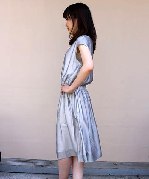 KATHARINE ROSS(キャサリンロス)の「【KATHARINE ROSS】カールマイヤーワンピース(ワンピース・レディース・グレー/ブルー・MEDIUM)」の3枚目の写真