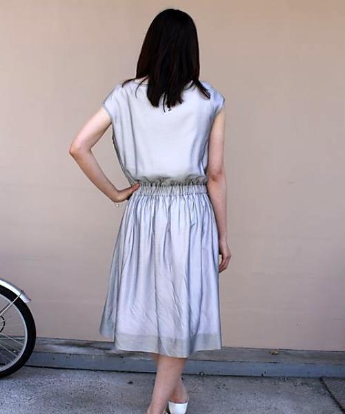 KATHARINE ROSS(キャサリンロス)の「【KATHARINE ROSS】カールマイヤーワンピース(ワンピース・レディース・グレー/ブルー・MEDIUM)」の4枚目の写真
