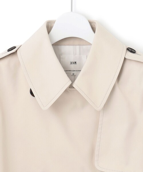23区(ニジュウサンク)の「コットンポリエステルギャバジン ショート トレンチ コート(トレンチコート・レディース・ベージュ系・38/40)」の15枚目の写真