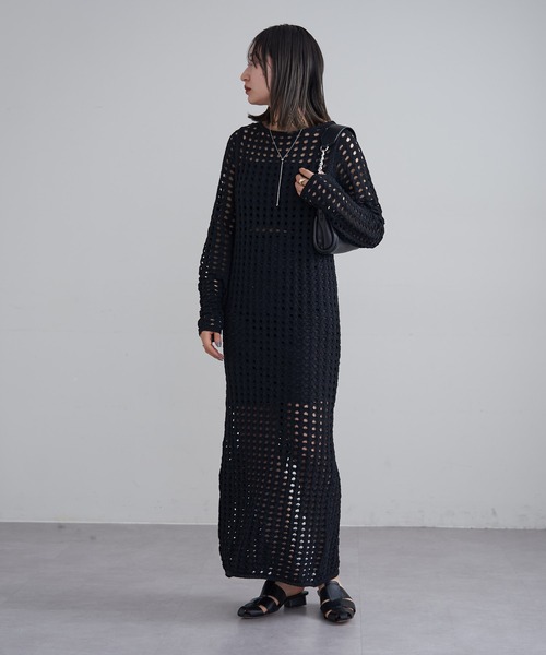 mline（エムライン）の「【2サイズ展開】[mline]スクエアメッシュニットワンピース（ワンピース・レディース・オフホワイト/ブラック・1/2）」の4枚目の写真