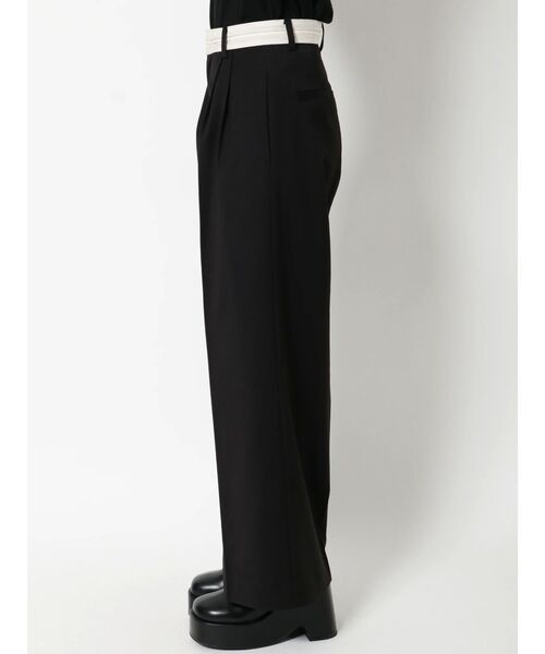 EMODA（エモダ）の「ローマークルーズパンツ（その他パンツ・レディース・グリーン/ブラック/ベージュ・SMALL/MEDIUM）」の18枚目の写真