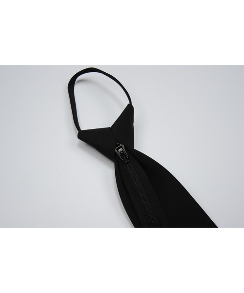 BASIC COTTON(ベーシックコットン)の「A'GEM/9 × .kom『BASIC COTTON/ベーシックコットン』 BASIC NECK TIE/ベーシックネックタイ(ネクタイ・レディース・ブラック・FREE)」の9枚目の写真