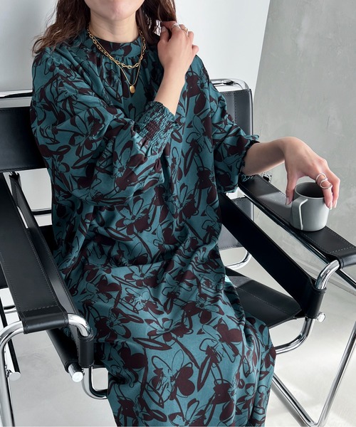 feepur（フェピュール）の「スタンドカラー総柄アソート