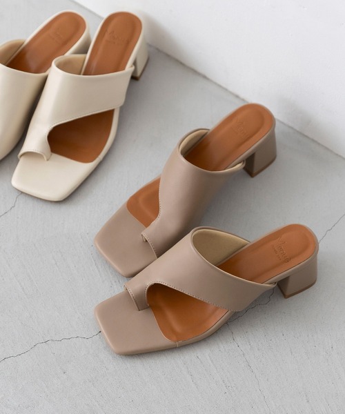 menue（メヌエ）の「ミドルヒール トングサンダル（サンダル・レディース・ベージュ/アイボリー/ブラック/ブルー/ブラウン・3L/M/XS/LL/L/S）」の4枚目の写真