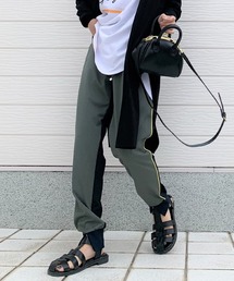 Q | バイカラーサイドラインジョガーパンツ(その他パンツ)