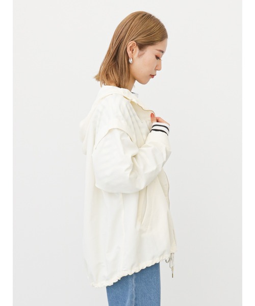 Samansa Mos2 blue（サマンサモスモスブルー）の「袖2wayマウンテンパーカー（ブルゾン・レディース・ブラック/カーキ/オフホワイト・ﾌﾘ-）」の18枚目の写真