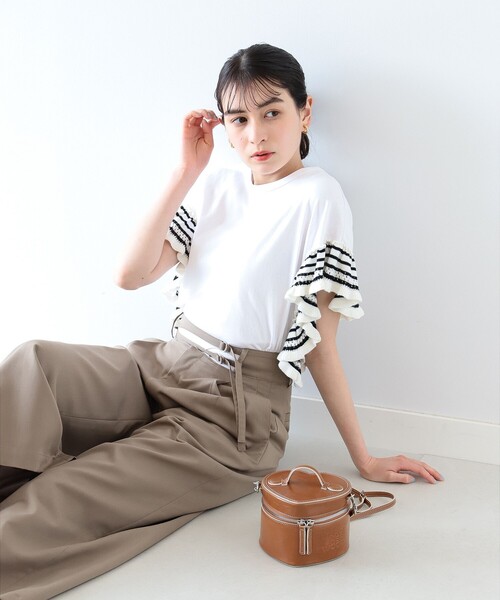 Ray BEAMS（レイビームス）の「Ray BEAMS / ニット フリル スリーブ Tシャツ（Tシャツ/カットソー・レディース・ブラック/サックスブルー/ホワイト・ONE SIZE）」の9枚目の写真