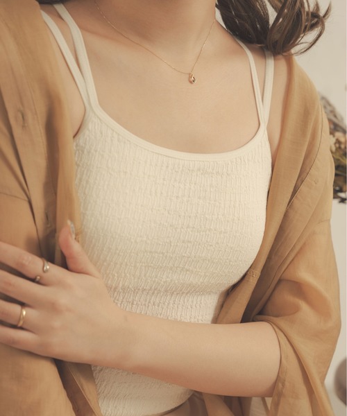 Ambre Neige(アンブルネージュ)の「【カップ付き】フクレジャガードキャミソール/【WEB/EC限定商品】(キャミソール・レディース・ダークブラウン/ブラック/アイボリー・FREE)」の2枚目の写真