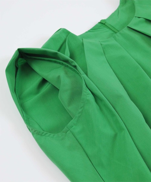 UR'S(ユアーズ)の「タックネックボリュームショルダートップス(Tシャツ/カットソー・レディース・グリーン系その他/ダークネイビー/ホワイト/イエロー/ベージュ/ブルー・S/M/L)」の21枚目の写真