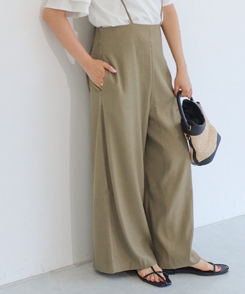 Pierrot（ピエロ）の「華奢ストラップサロペット（サロペット/オーバーオール・レディース・ブラック/ネイビー/ベージュ/アイボリー・M/L）」の20枚目の写真