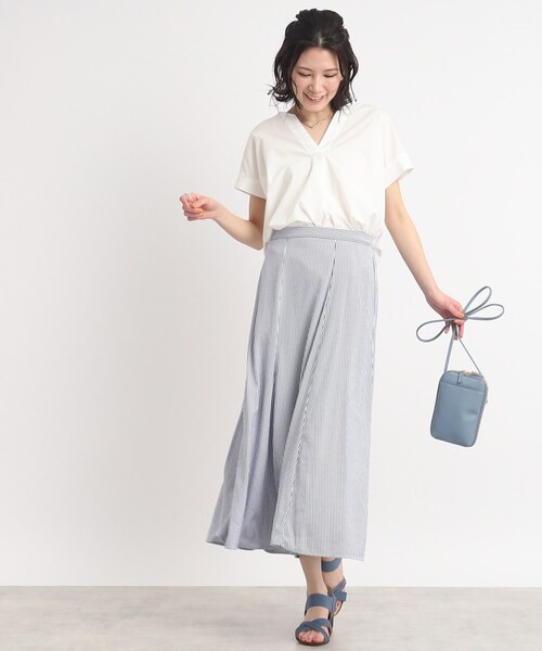 SHOO・LA・RUE(シューラルー)の「◆この夏、ヘビロテな予感!シンプル スキッパーシャツ(シャツ/ブラウス・レディース・カーキ/ネイビー/ライトパープル/ホワイト系・04/02/03)」の6枚目の写真