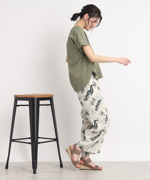 SHOO・LA・RUE(シューラルー)の「◆この夏、ヘビロテな予感!シンプル スキッパーシャツ(シャツ/ブラウス・レディース・カーキ/ネイビー/ライトパープル/ホワイト系・04/02/03)」の12枚目の写真