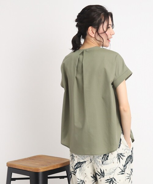 SHOO・LA・RUE(シューラルー)の「◆この夏、ヘビロテな予感!シンプル スキッパーシャツ(シャツ/ブラウス・レディース・カーキ/ネイビー/ライトパープル/ホワイト系・04/02/03)」の16枚目の写真