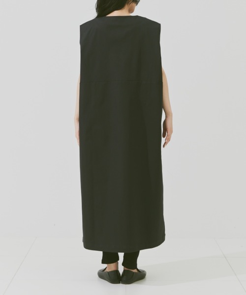 Libra Cue（リブラ キュー）の「キーネックロングジャンパースカート（ジャンパースカート・レディース・ブラック/ベージュ・FREE）」の5枚目の写真