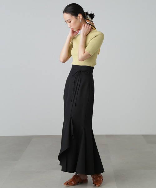 FREE'S MART（フリーズマート）の「【Sシリーズ対応】◇ハイウエストラッフルフロントスリットマーメイドスカート（スカート・レディース・ベージュ/ブラック/ブルー・X-SMALL/SMALL/MEDIUM）」の13枚目の写真