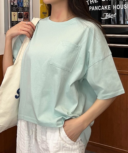 ad thie（アドティエ）の「ポケット付き Tシャツ（Tシャツ/カットソー・レディース・ブルー/モカ/アイボリー/ライトグリーン/レッド/ベージュ/オフホワイト/ブラック/チャコール/イエロー/パープル/ブラウン/オリーブ・FREE）」の9枚目の写真