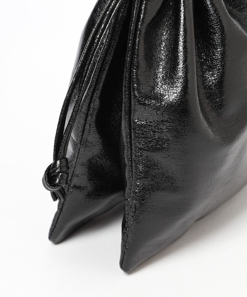 LEPSIM（レプシィム）の「メタリック巾着バッグ　904474（ハンドバッグ・レディース・ゴールド/シルバー/ブラック・ONE SIZE）」の21枚目の写真