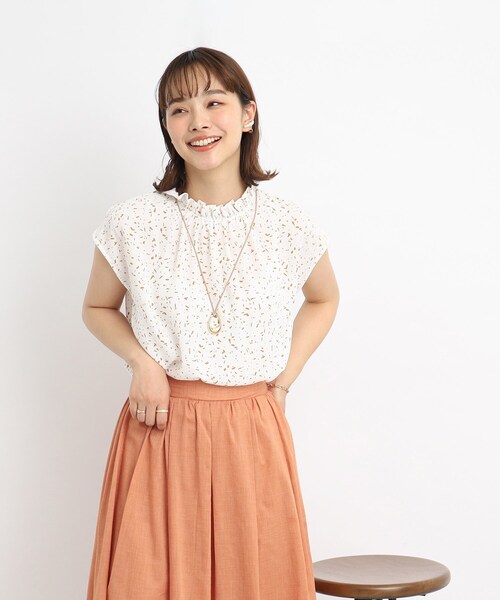 DRESKIP(ドレスキップ)の「◆スタンドフリルで大人フェミニン ストーン柄ブラウス(シャツ/ブラウス・レディース・ホワイト系3/ブラック系/ライトイエロー系1・02/04/03)」の13枚目の写真