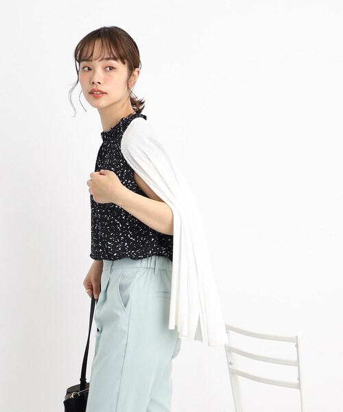 DRESKIP(ドレスキップ)の「◆スタンドフリルで大人フェミニン ストーン柄ブラウス(シャツ/ブラウス・レディース・ホワイト系3/ブラック系/ライトイエロー系1・02/04/03)」の17枚目の写真