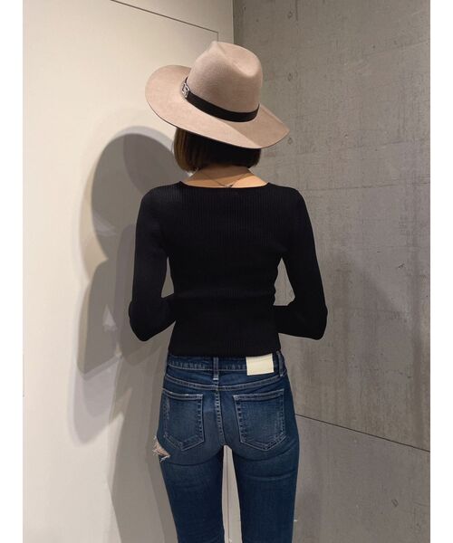 GYDA（ジェイダ）の「Vネックリブニットトップス（ニット/セーター・レディース・ブラック/オフホワイト/その他1・FREE）」の19枚目の写真