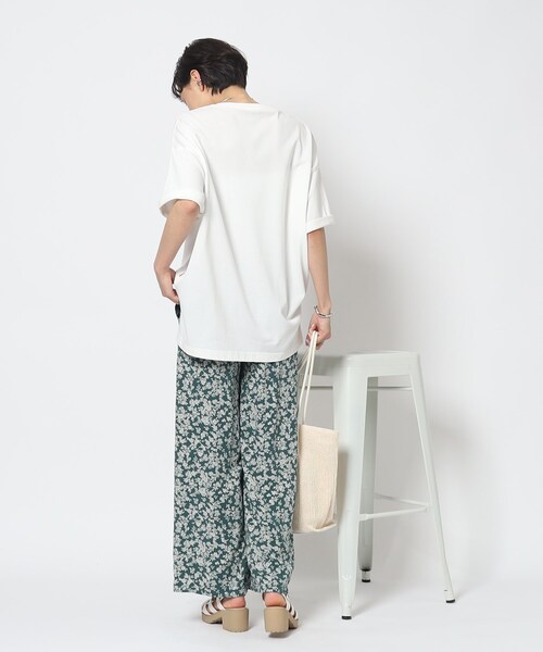 SHOO・LA・RUE（シューラルー）の「◆大人な小花柄 イージーパンツ（その他パンツ・レディース・グリーン系その他5/ブラック系6・02/03/04）」の10枚目の写真