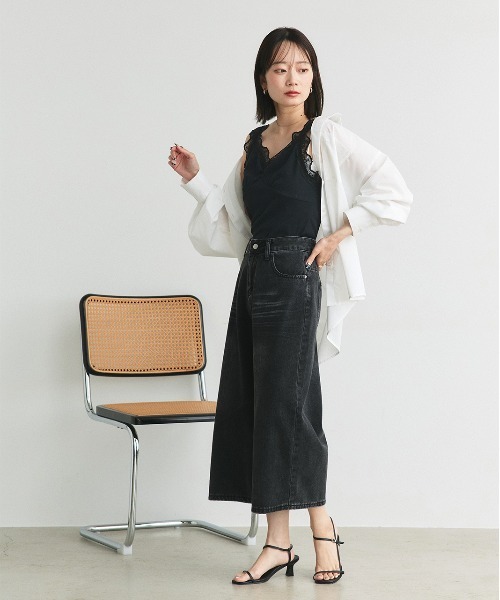 ad thie（アドティエ）の「裾メロー・Vネック　レースキャミソール（キャミソール・レディース・カーキ系/モカ/ベージュ/サンドベージュ/ベージュ系/ホワイト/アイボリー/ピンクベージュ/グレイッシュベージュ/ライトブルー/ブラック/グレー系・MEDIUM/LARGE）」の22枚目の写真