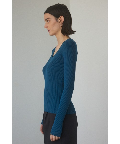 BLACK BY MOUSSY（ブラックバイマウジー）の「washable round neck tops（ニット/セーター・レディース・ブラック/ブルー/ブラウン/ダークグレー/オフホワイト・FREE）」の14枚目の写真