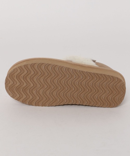 repipi armario（レピピ アルマリオ）の「ムートンシューズ（ブーツ・キッズ・ブラウン/グレイッシュベージュ・LARGE/SMALL/MEDIUM）」の6枚目の写真