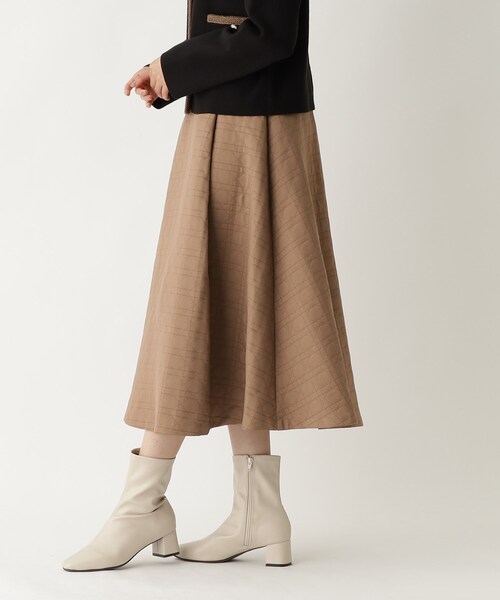 OPAQUE.CLIP（オペークドットクリップ）の「◆幾何柄キルティングフレアスカート【洗濯機洗い可】（スカート・レディース・ブラック/ベージュ/ブルー・40/38/36）」の16枚目の写真