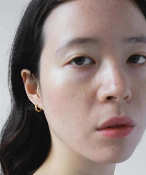 daughters jewelry（ドーターズジュエリー）の「Mini twist hoop