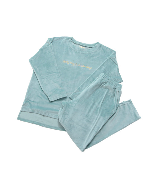 Dita(ディータ)の「パールシャギーセットアップ(ルームウェア/パジャマ・レディース・アクア/シャンパン/ネイビー/ブラック/チャコールグレー/ピンクベージュ/ブラック系その他/ミント/ラベンダー・FREE)」の17枚目の写真