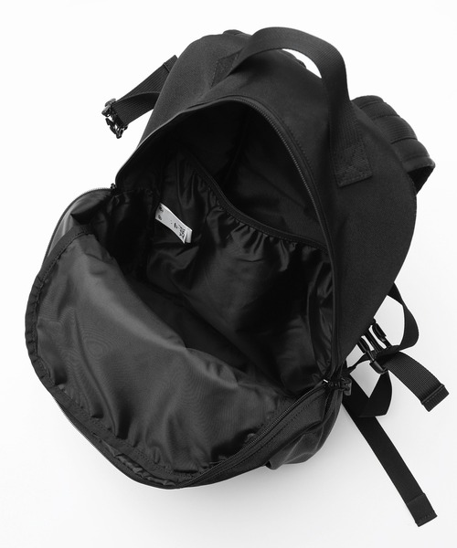 X-girl(エックスガール)の「MULTI POCKET BACKPACK(バックパック/リュック・レディース・カーキ/ブラック・ONE SIZE)」の16枚目の写真