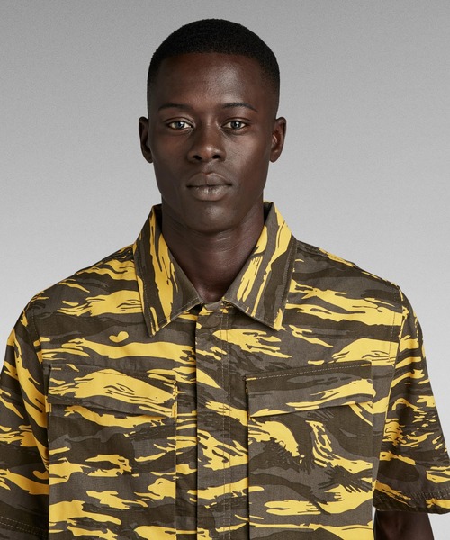 G-STAR（ジースター）の「R-3N SLIM OVERSHIRT ALLOVER/ミリタリーディテールシャツジャケット/カモ柄（シャツ/ブラウス・メンズ・タイガーカモ・SMALL/MEDIUM/LARGE/X-SMALL/X-LARGE）」の4枚目の写真