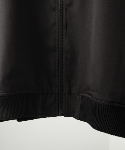 【セール】【セットアップ対応】'huge sizing' ダブルフェイスサイドラインオーバーサイズトラックジャケット（ジャージ）｜Alfred Alex（アルフレッドアレックス）