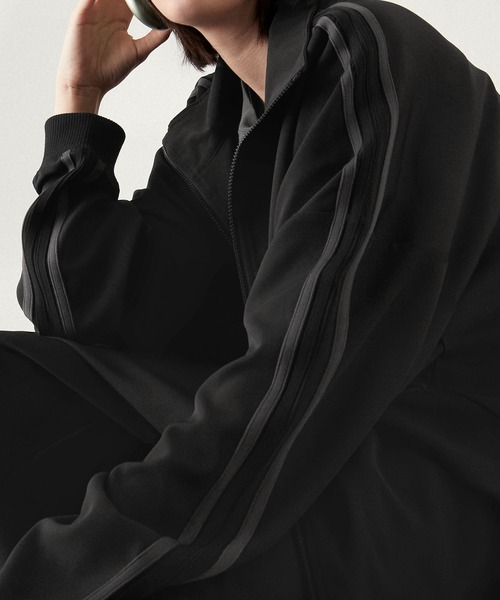 【セール】【セットアップ対応】'huge sizing' ダブルフェイスサイドラインオーバーサイズトラックジャケット（ジャージ）｜Alfred Alex（アルフレッドアレックス）