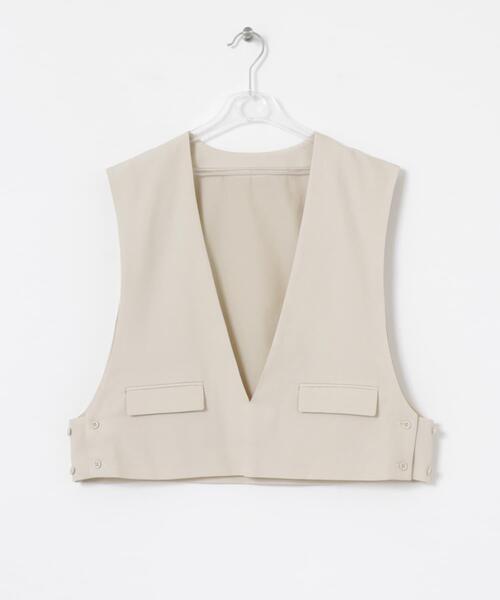 LAATO(ラート)の「layered vest(ベスト・レディース・ベージュ/アイボリー・FREE)」の3枚目の写真